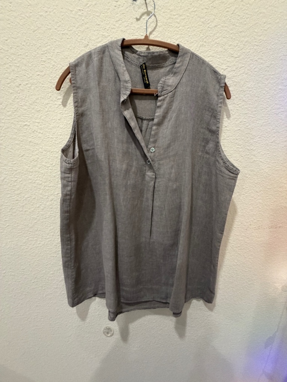 Ladies De Bernardo Taupe Linen blouse size XL from Milan